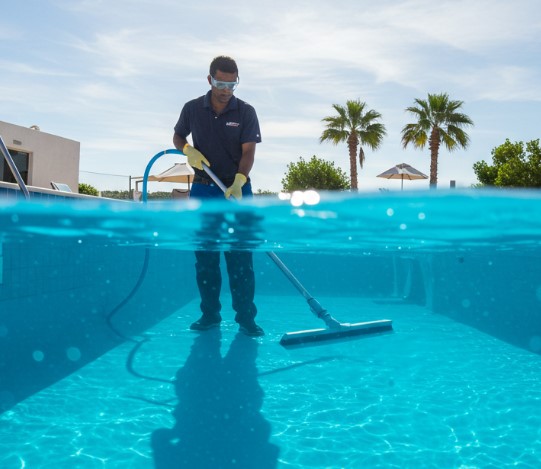 pool cleaning