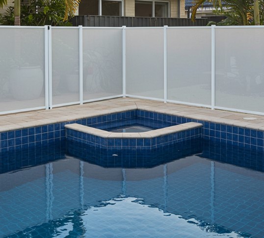 pool fence installation